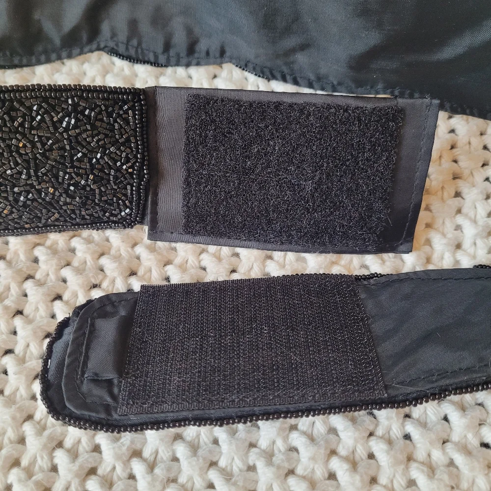 La Regale Vintage Black & Silver Beaded Belt With Velcro Fastener